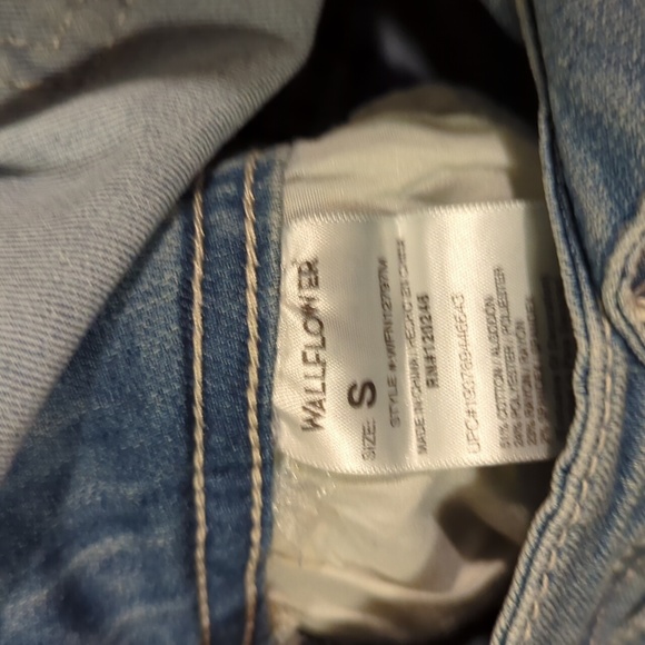 Wallflower Distressed Denim Bib Slim Overalls Medium Wash Size Small - Picture 9 of 10